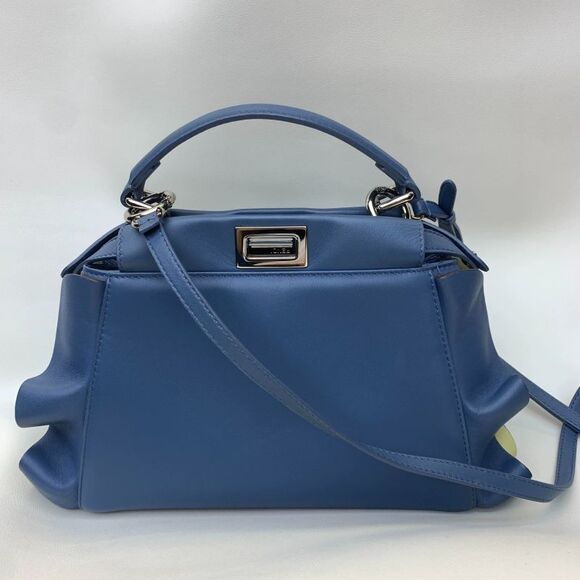 Fendi Women Pre-Loved Bag Very Good Condition - Picture 1 of 9